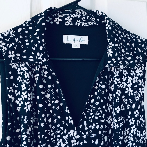 Sleeveless Black with White Floral Dress with Belt - Picture 2 of 8